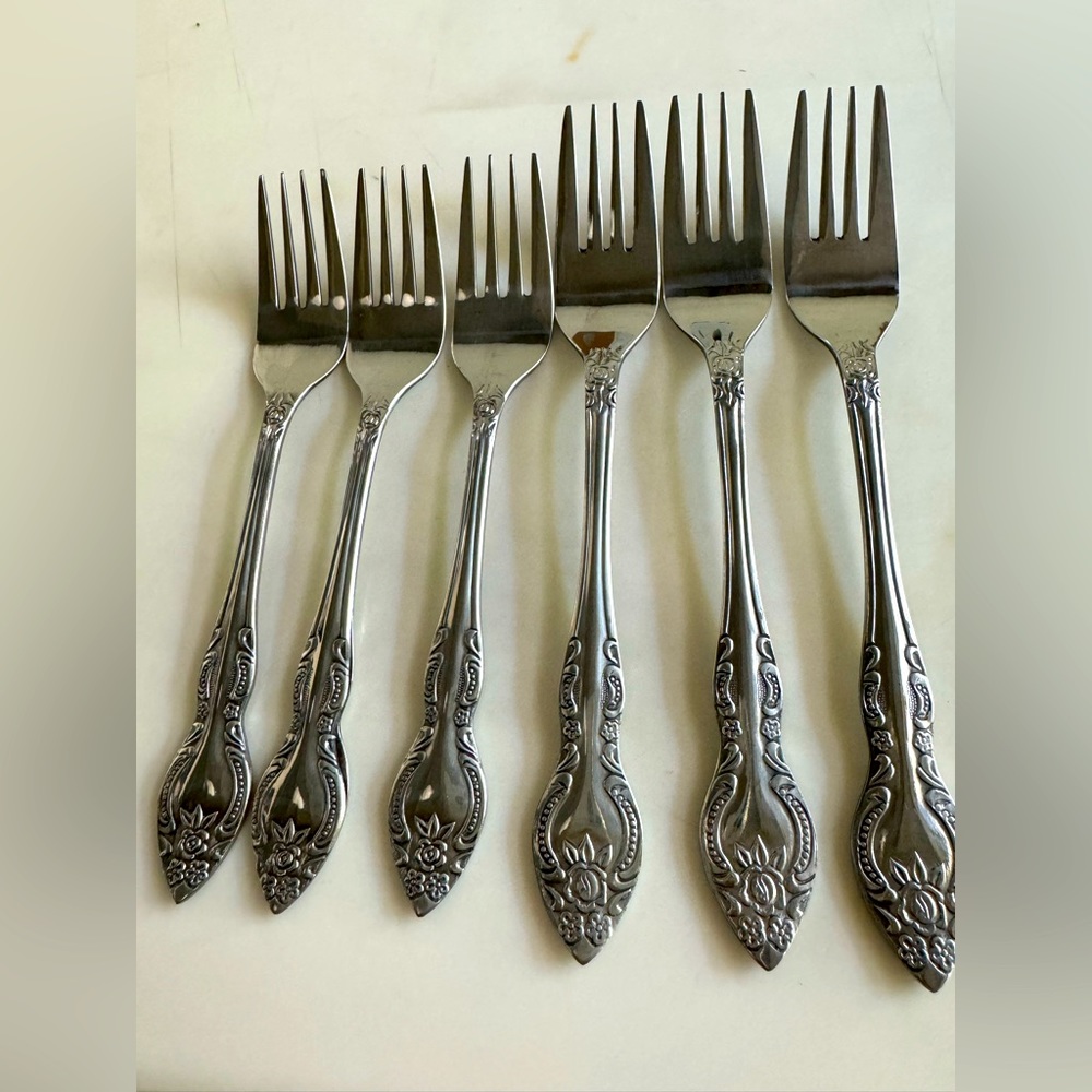 Rogers Stainless Stanley Roberts Kings Berry Dinner Forks, Salad Dessert Forks